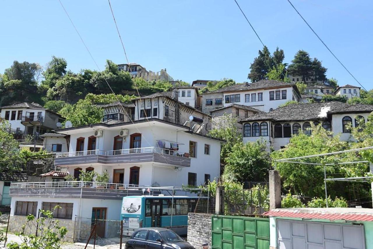 Hotel Brahimi Gjirokastër Eksteriør billede